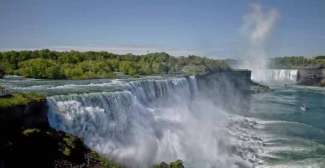bezoek de Niagara Falls tijdens je vakantie