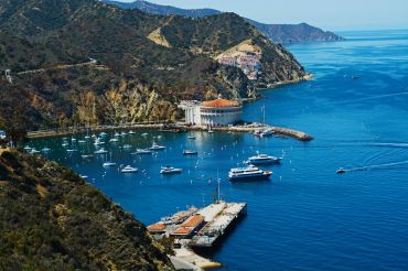 Uitzicht over de haven van Catalina