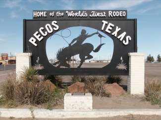 Pecos beweert dat hier de eerste Rodeo van de wereld heeft plaatsgevonden.