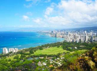 Honolulu ligt direct aan de Stille Oceaan.